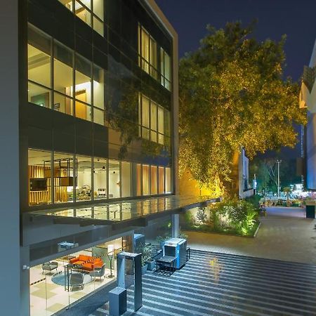 Park Inn By Radisson Gválijar Kültér fotó